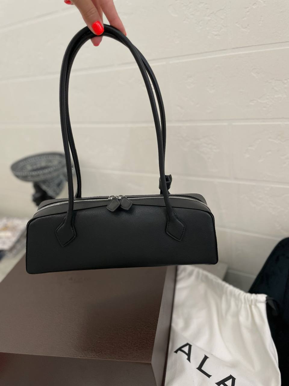 Alaia коллекционная женская сумка BP-52764 Alaia коллекционная женская сумка BP-52764