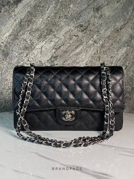 Сумка чёрная от Chanel Classic Flap BP5-640367