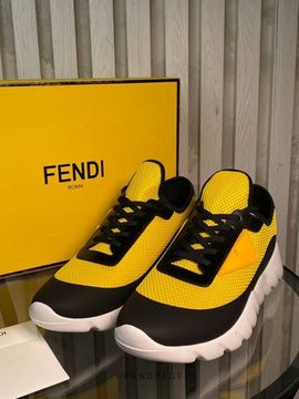 Кроссовки жёлтые с чёрными вставками и белой подошвой от Fendi BP5-016737