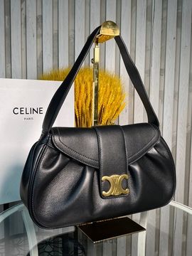 Сумка чёрная от Celine BP5-400164