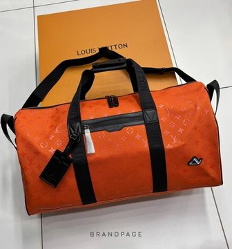 Дорожная сумка оранжевая с чёрной отделкой от Louis Vuitton BP5-348011