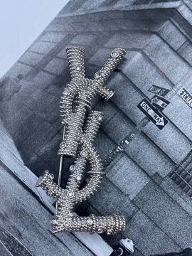 Коллекционная брошь Yves Saint Laurent BP-31827