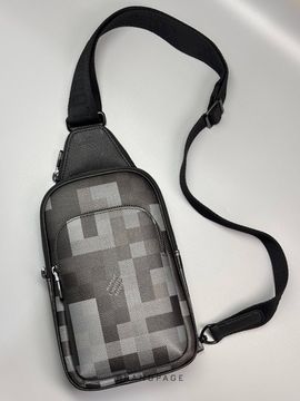 Сумка-слинг серо-чёрная от Louis Vuitton Avenue Slingbag BP5-728545