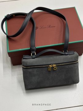Сумка серая с чёрной отделкой от Loro Piana BP5-982951