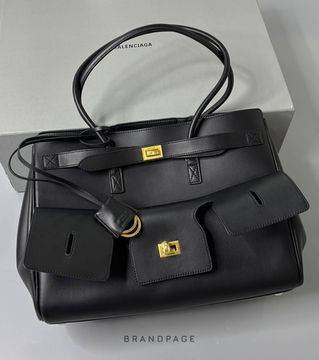 Сумка чёрная от Balenciaga Rodeo BP5-462541