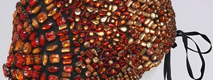 Сокровище Maison Margiela: сияющая маска-икона