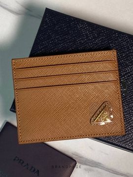 Картхолдер коричневый от Prada BP5-157596