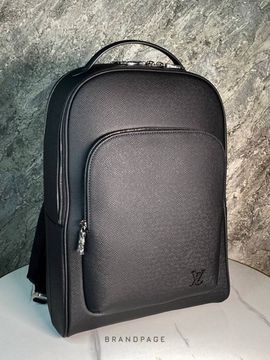 Рюкзак чёрный от Louis Vuitton BP5-993646