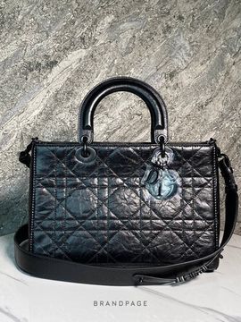 Сумка чёрная от Dior Lady D-Sire My ABCDior BP5-579517