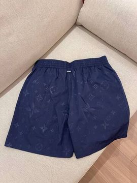 Шорты Louis Vuitton для стильного образа BP-35192