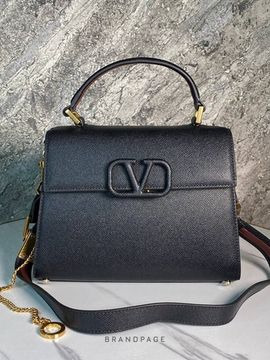 Сумка чёрная от Valentino VSLING BP5-064142