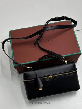 Сумка чёрная от Loro Piana BP5-913230