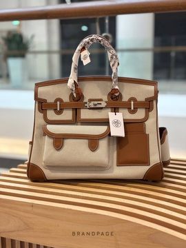 Сумка бежевая с коричневой отделкой от Hermès BP5-113070