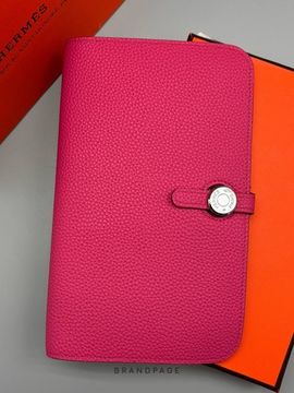 Кошелёк ярко-розовый от Hermès BP5-962224