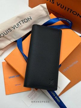 Кошелёк чёрный от Louis Vuitton BP5-428366