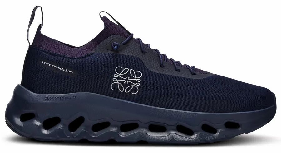 Джонатан Андерсон готовит новую коллекцию кроссовок Loewe x On Running
