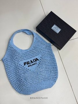 Шоппер голубой от Prada BP5-012242