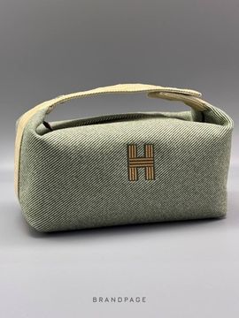 Косметичка зелёная с жёлто-кремовой ручкой от Hermès BP5-090972