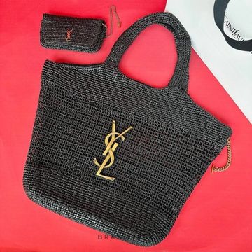 Шоппер чёрный от Saint Laurent BP5-668411