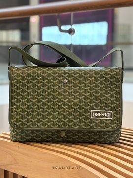 Сумка-мессенджер оливково-зелёная с бежево-белым узором от Goyard BP5-118107