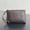Клатч Bottega Veneta Intrecciato Piccolo Prism Pouch, тёмно-коричневый — фото 1 [ARMORS 662bd018065e-001]