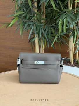 Сумка-мессенджер серая от Hermès Kelly Messenger Bag BP5-117454