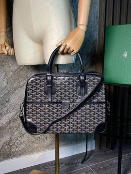 Портфель чёрный с коричнево-белым узором от Goyard BP5-831064