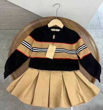 Свитер из высококачественного материала Burberry BP-17370