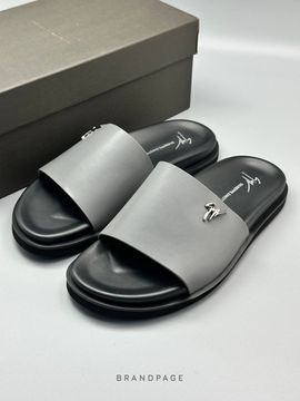 Шлепанцы серые от Giuseppe Zanotti BP5-882097