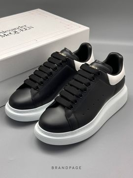 Кроссовки чёрно-белые от Alexander McQueen Oversized Sneaker BP5-283610