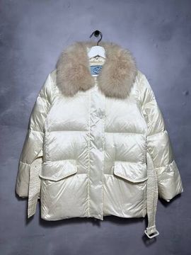 Трендовый пуховик Prada BP-42290